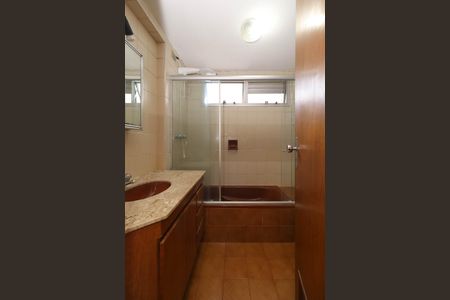 Banheiro da Suíte de apartamento para alugar com 3 quartos, 100m² em Pinheiros, São Paulo