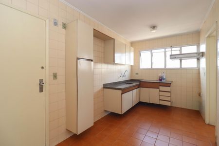 Apartamento para alugar com 100m², 3 quartos e 2 vagas Apartamento para alugar com 100m², 3 quartos e 2 vagasCozinha