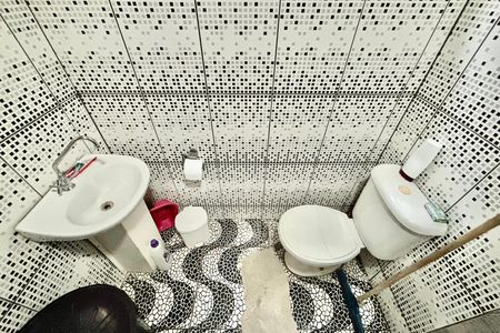 Apartamento à venda com 52m², 2 quartos e sem vagaBanheiro 