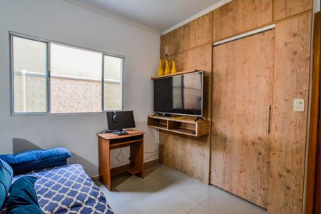 Sala de apartamento para alugar com 2 quartos, 45m² em Vila Vitória, Santo André
