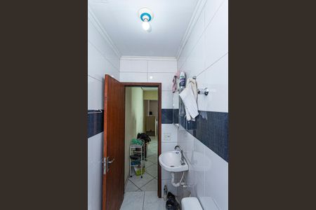 Casa para alugar com 65m², 2 quartos e sem vagaBanheiro