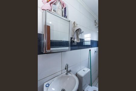 Casa para alugar com 65m², 2 quartos e sem vagaBanheiro