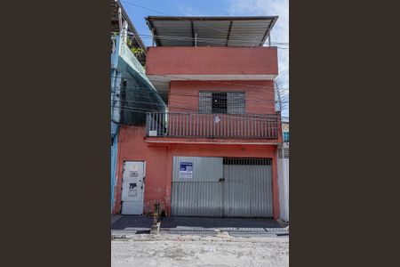 Casa para alugar com 65m², 2 quartos e sem vagaFachada