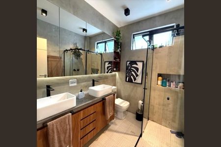 Casa à venda com 155m², 2 quartos e 2 vagasBanheiro