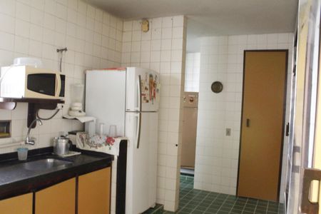 Apartamento à venda com 400m², 4 quartos e 3 vagasCozinha