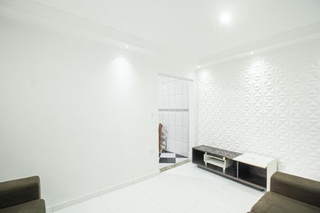 Sala de casa para alugar com 2 quartos, 60m² em Jardim Roberto, Osasco