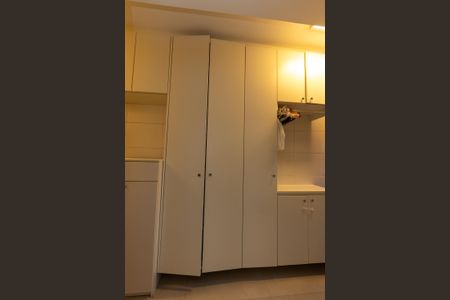 Apartamento à venda com 107m², 3 quartos e 2 vagasÁrea de Serviço