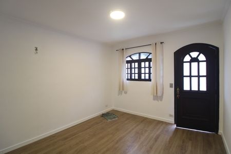 Sala de casa de condomínio para alugar com 2 quartos, 75m² em Jardim Marajoara, São Paulo
