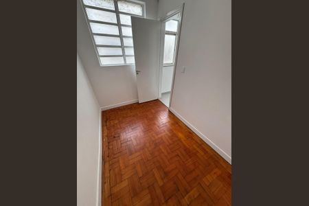 Apartamento à venda com 75m², 2 quartos e 1 vagaCorredor