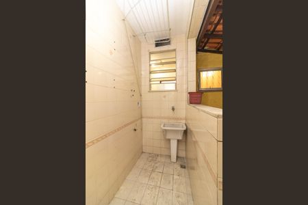 Apartamento à venda com 81m², 2 quartos e 1 vagaÁrea de Serviço