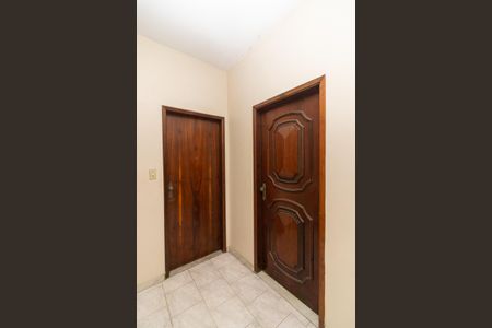 Apartamento à venda com 81m², 2 quartos e 1 vagaEntrada