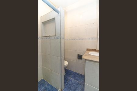 Apartamento à venda com 81m², 2 quartos e 1 vagaBanheiro Social