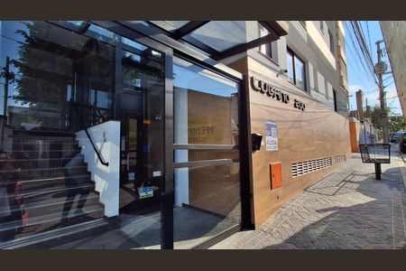 Apartamento para alugar com 84m², 2 quartos e 1 vagaFachada 