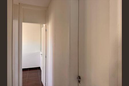 Apartamento para alugar com 55m², 2 quartos e 1 vagaCorredor