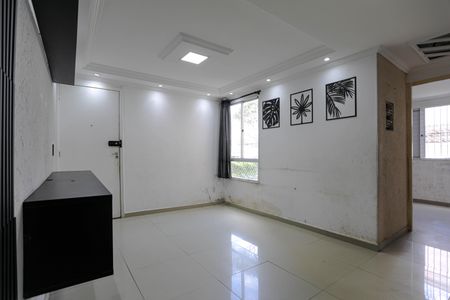 Sala de apartamento para alugar com 2 quartos, 46m² em Jundiapeba, Mogi das Cruzes