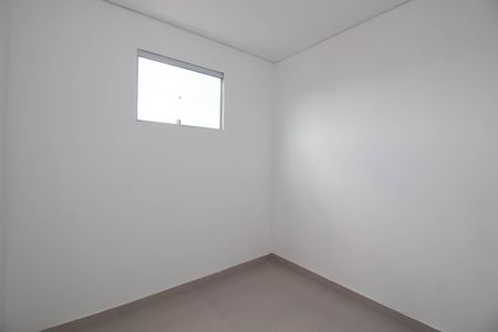 Quarto 1 de casa para alugar com 2 quartos, 90m² em Jardim Santa Mena, Guarulhos