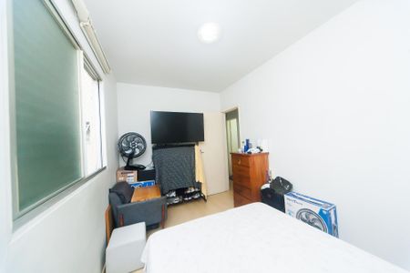 quarto 1 de apartamento à venda com 3 quartos, 60m² em Buritis, Belo Horizonte