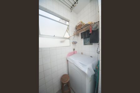 Apartamento à venda com 60m², 3 quartos e 1 vagaÁrea de Serviço