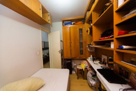 Apartamento à venda com 60m², 3 quartos e 1 vagaquarto 2