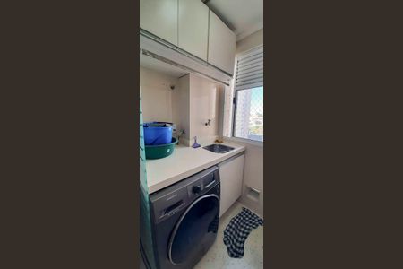 Apartamento para alugar com 60m², 3 quartos e 1 vagaÁrea de Serviço