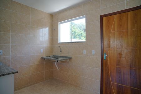 Cozinha de casa para alugar com 2 quartos, 50m² em Inoã, Maricá