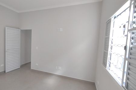 Casa para alugar com 58m², 1 quarto e sem vaga Casa para alugar com 58m², 1 quarto e sem vagaQuarto