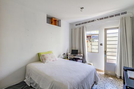 Casa à venda com 230m², 3 quartos e 2 vagasQuarto 03