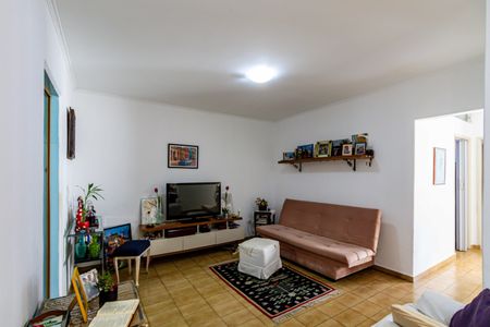 Casa à venda com 230m², 3 quartos e 2 vagasSala