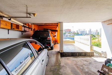 Casa à venda com 230m², 3 quartos e 2 vagasGaragem