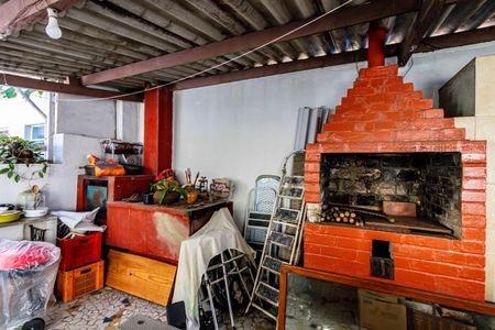 Casa à venda com 230m², 3 quartos e 2 vagasSalão