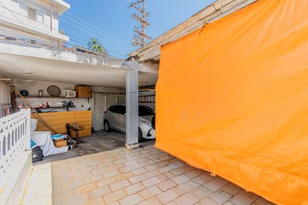 Casa à venda com 230m², 3 quartos e 2 vagasGaragem