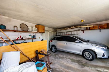 Casa à venda com 230m², 3 quartos e 2 vagasGaragem