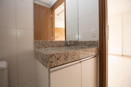 Banheiro de apartamento para alugar com 1 quarto, 44m² em Sqnw, Brasília