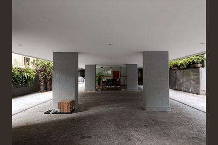 Apartamento à venda com 60m², 2 quartos e 1 vagaEntrada edifício