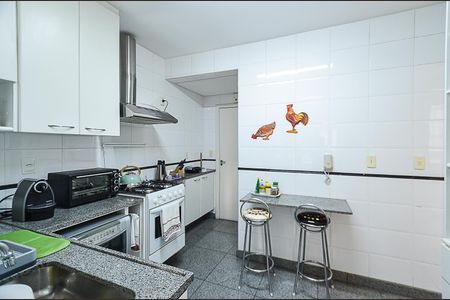 Apartamento à venda com 100m², 3 quartos e 2 vagasCozinha