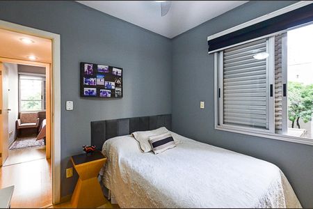 Apartamento à venda com 100m², 3 quartos e 2 vagasQuarto 2