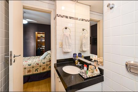 Apartamento à venda com 100m², 3 quartos e 2 vagasBanheiro Suíte