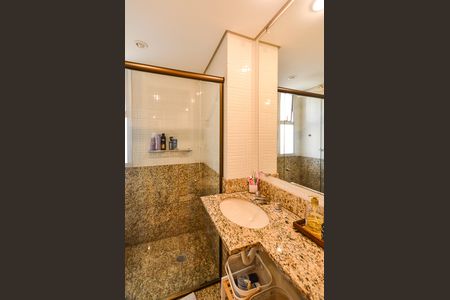 Apartamento à venda com 100m², 3 quartos e 2 vagasBanheiro Social