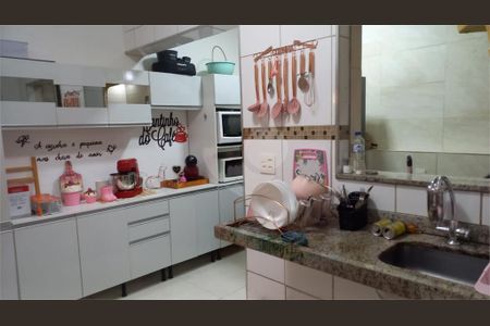 Casa à venda com 2 quartos, 100m² em Guaianases, São Paulo