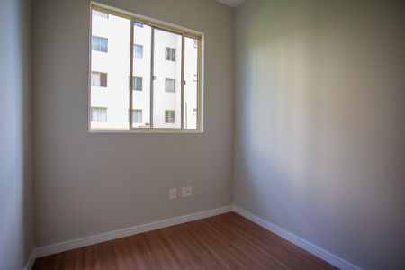 Quarto 2 de apartamento para alugar com 3 quartos, 54m² em Afonso Pena, São José dos Pinhais