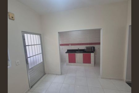 Casa à venda com 2 quartos, 131m² em Vila Maricy, Guarulhos