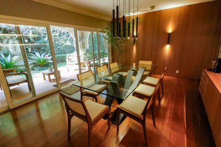 Casa à venda com 540m², 4 quartos e 4 vagasSala 4