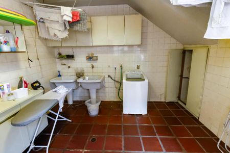 Casa à venda com 540m², 4 quartos e 4 vagasÁrea de Serviço
