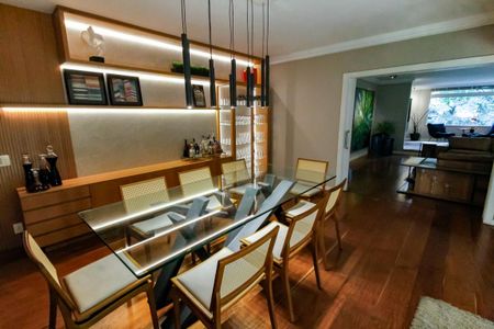 Casa à venda com 540m², 4 quartos e 4 vagasSala 4