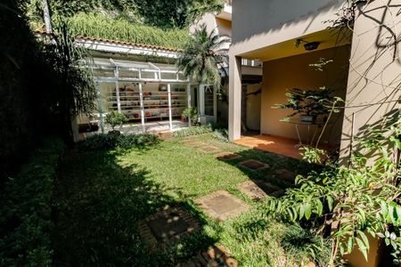 Casa à venda com 540m², 4 quartos e 4 vagasQuintal