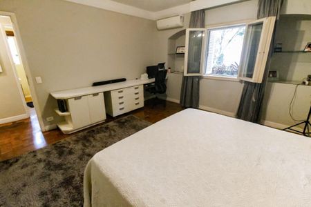 Casa à venda com 540m², 4 quartos e 4 vagasSuíte