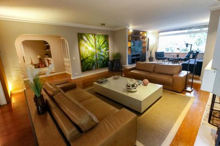 Casa à venda com 540m², 4 quartos e 4 vagasSala 1