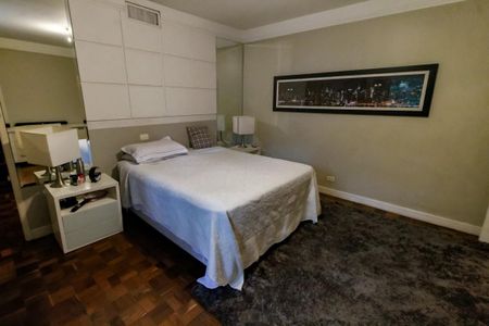 Casa à venda com 540m², 4 quartos e 4 vagasSuíte