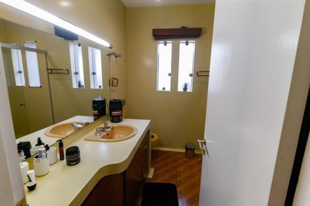 Casa à venda com 540m², 4 quartos e 4 vagasBanheiro