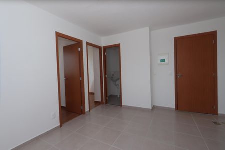 Sala de apartamento para alugar com 2 quartos, 37m² em Vila Antonieta, São Paulo